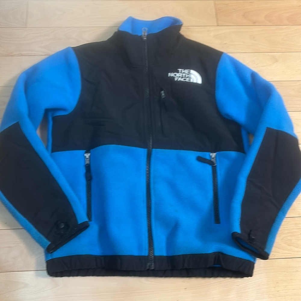North Face Youth/Junior M 10/12 excellent condition